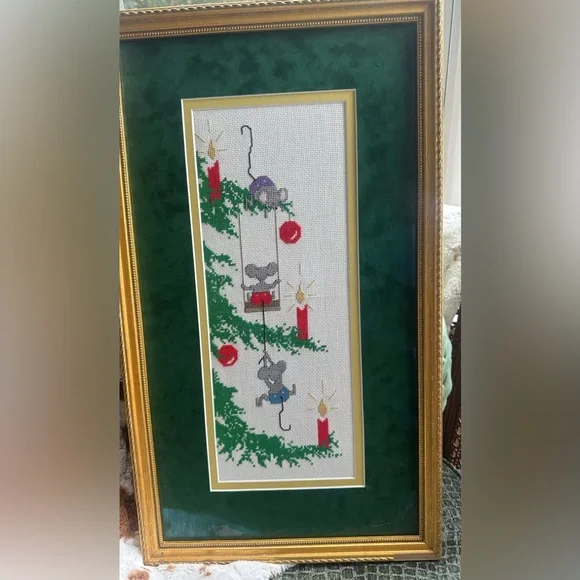 Vintage Christmas cross stitch mice picture - Picture 1 of 5